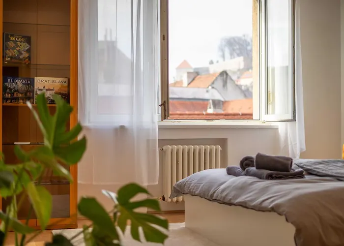 Location Air-conditioned