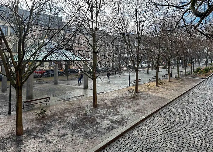 Location Air-conditioned